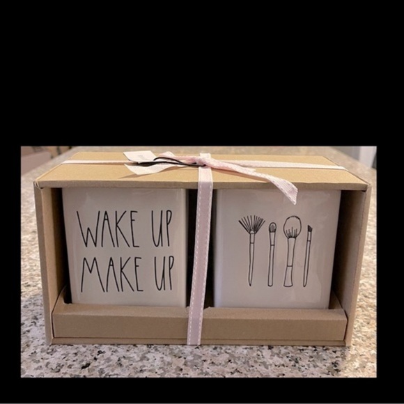 Rae Dunn Makeup Brush Holder Set - White - Picture 9 of 10